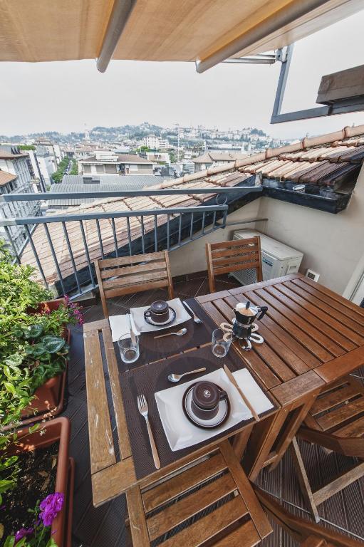 Cute & Cozy Terrace Apartment Bergamo Bilik gambar